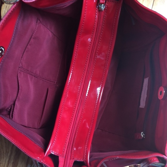 Liz Claiborne large red vinyl satchel handbag - Picture 11 of 17